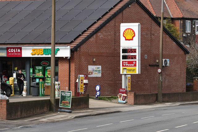 At the Shell garage on Wakefield Road in Barnsley, drivers are facing even steeper fuel prices on Friday 27 March 2026, with unleaded petrol sitting at 159.9 pence per litre and diesel at 194.9 pence per litre. This is significantly higher than the nearby supermarkets, where Asda Barnsley offers unleaded at 143.9p and diesel at 166.9p, while Morrisons charges 142.9p for unleaded and 167.9p for diesel, meaning motorists filling up here are currently paying around 16 to 17 pence more per litre on unleaded and up to 28 pence extra on diesel compared to the supermarket forecourts just a short distance away. at Shell Fuel Station, Wakefield Road, Barnsley, United Kingdom on 27 March 2026

(Photo by Mark Cosgrove/News Images)

