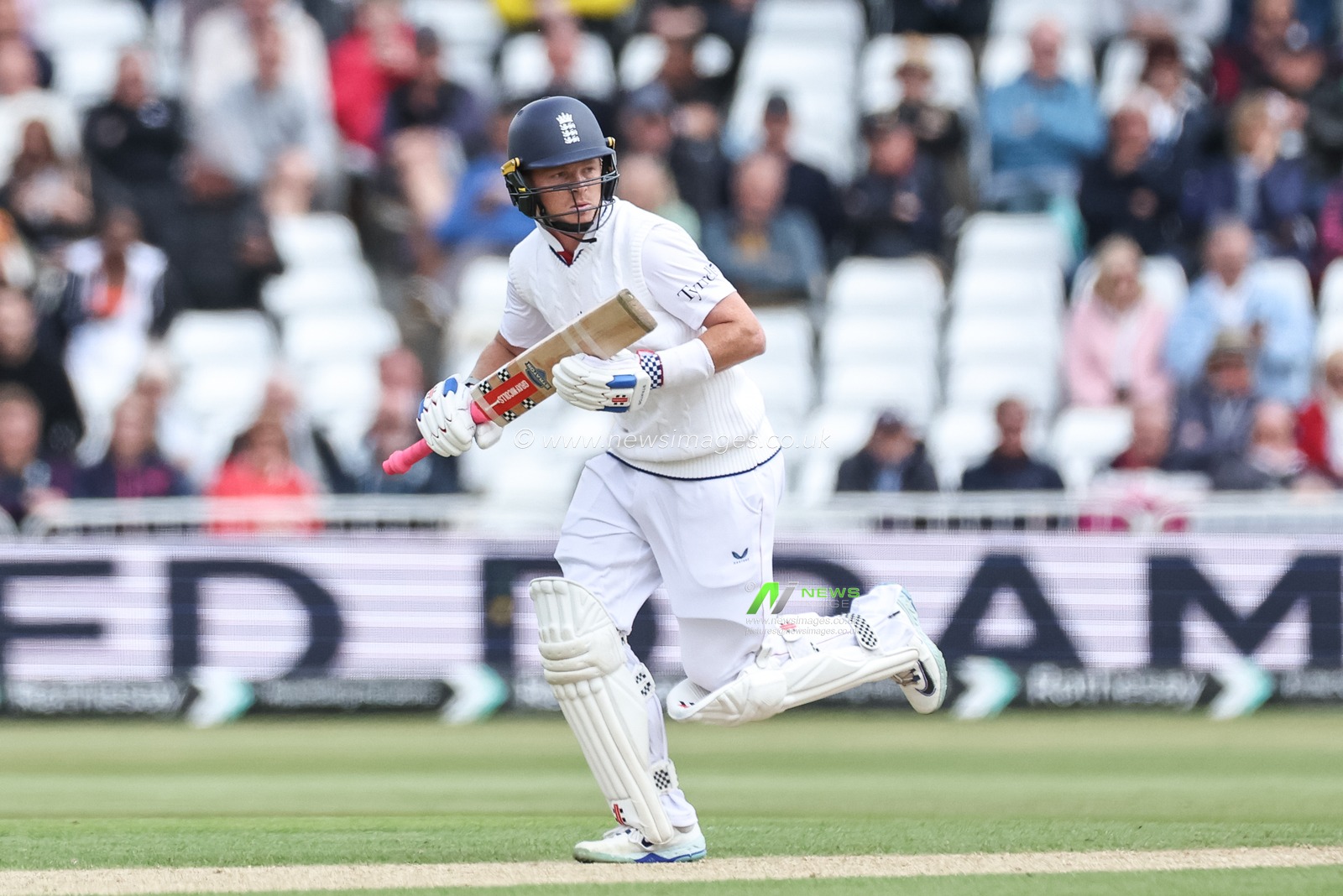 Ollie Pope of England makes one run during the Rothesay Test Match Day 1 England vs Zimbabwe at Trent Bridge, Nottingham, United Kingdom, 22nd May 2025

(Photo by Mark Cosgrove/News Images)