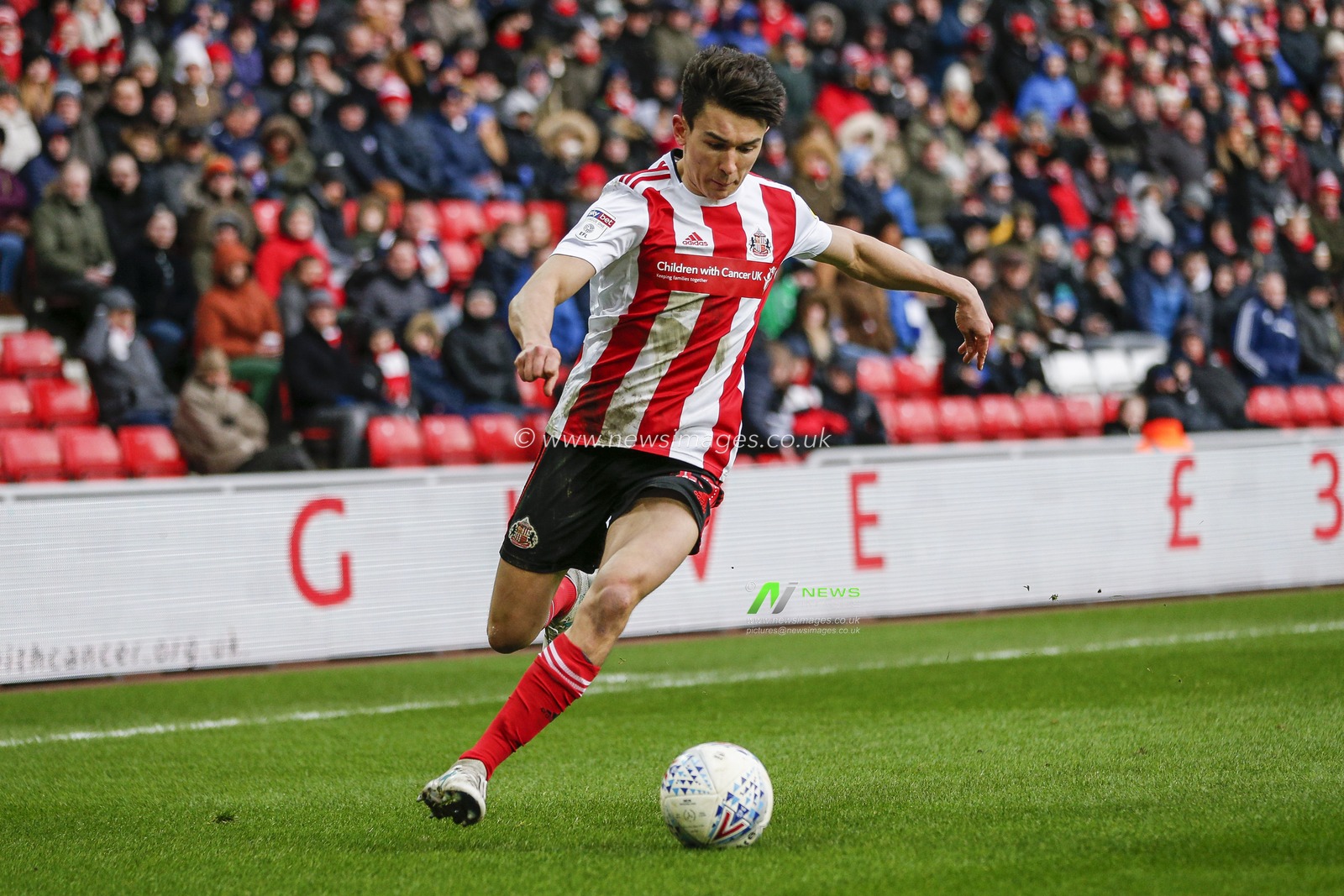 22nd February 2020, Stadium Of Light, Sunderland, England; Sky Bet League 1, Sunderland v Bristol Rovers : Luke O'Nien (13) of Sunderland in action