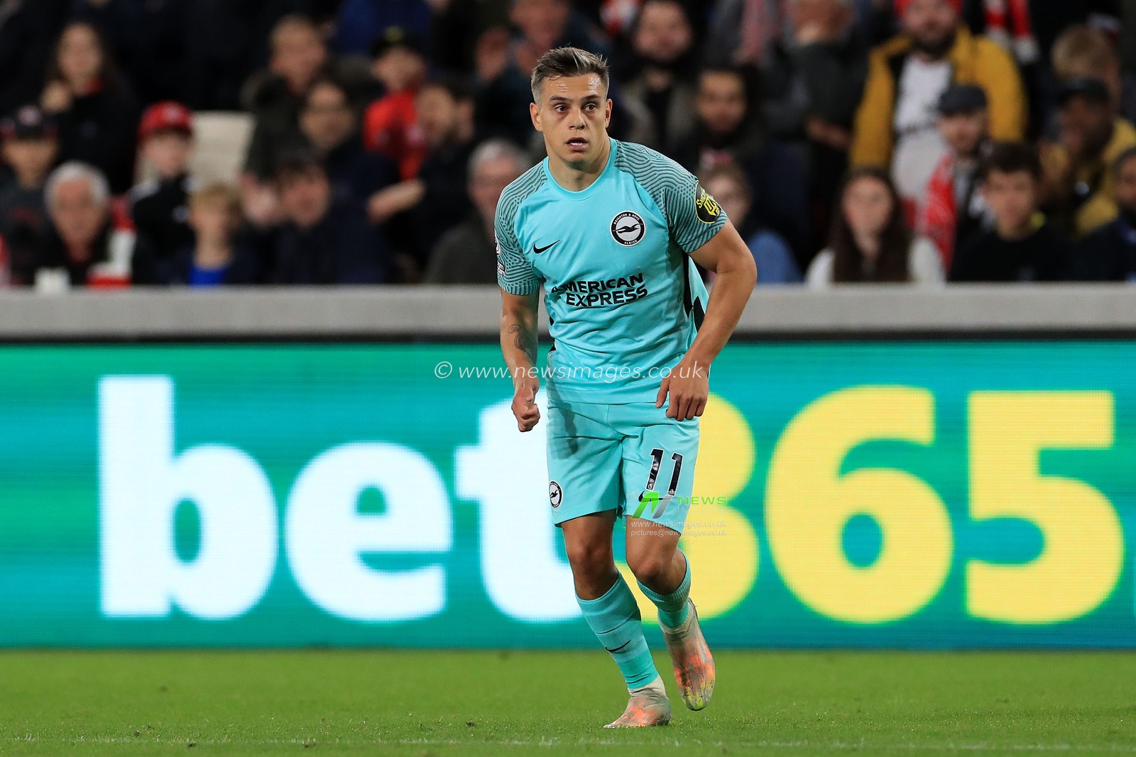 Leandro Trossard #11 of Brighton & Hove Albion in action during the Premier League match Brentford vs Brighton and Hove Albion at Brentford Community Stadium, London, United Kingdom, 14th October 2022

(Photo by Carlton Myrie/News Images)