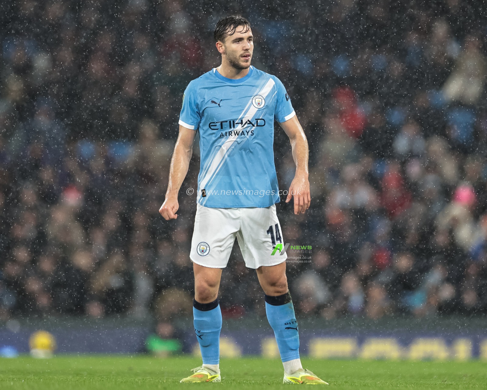 Nico Gonzalez of Manchester City during the Carabao Cup Quarter Final match Manchester City vs Brentford at Etihad Stadium, Manchester, United Kingdom, 17th December 2025

(Photo by Mark Cosgrove/News Images)

*** GER AUT SUI OUT ***
