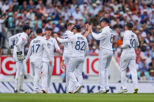 Gus Atkinson of England celebrates with teammates after the dismissal of Karun Nair of India during the 5th Rothesay Test Match Day 3 England vs India at The Kia Oval, London, United Kingdom, 2nd August 2025

(Photo by Izzy Poles/News Images)