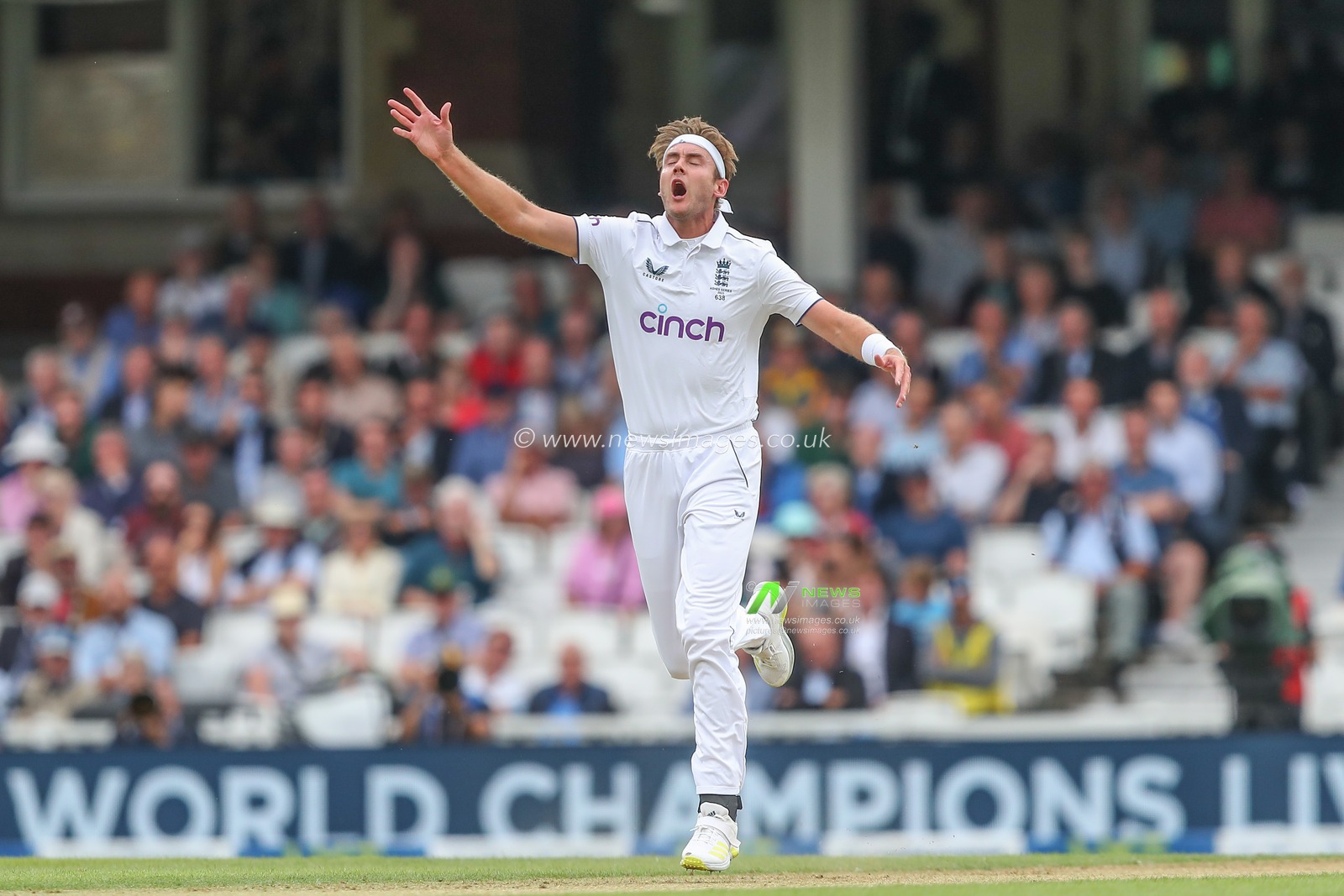 Stuart Broad of England reacts during the LV= Insurance Ashes Fifth Test Series Day One England v Australia at The Kia Oval, London, United Kingdom, 27th July 2023

(Photo by Gareth Evans/News Images)