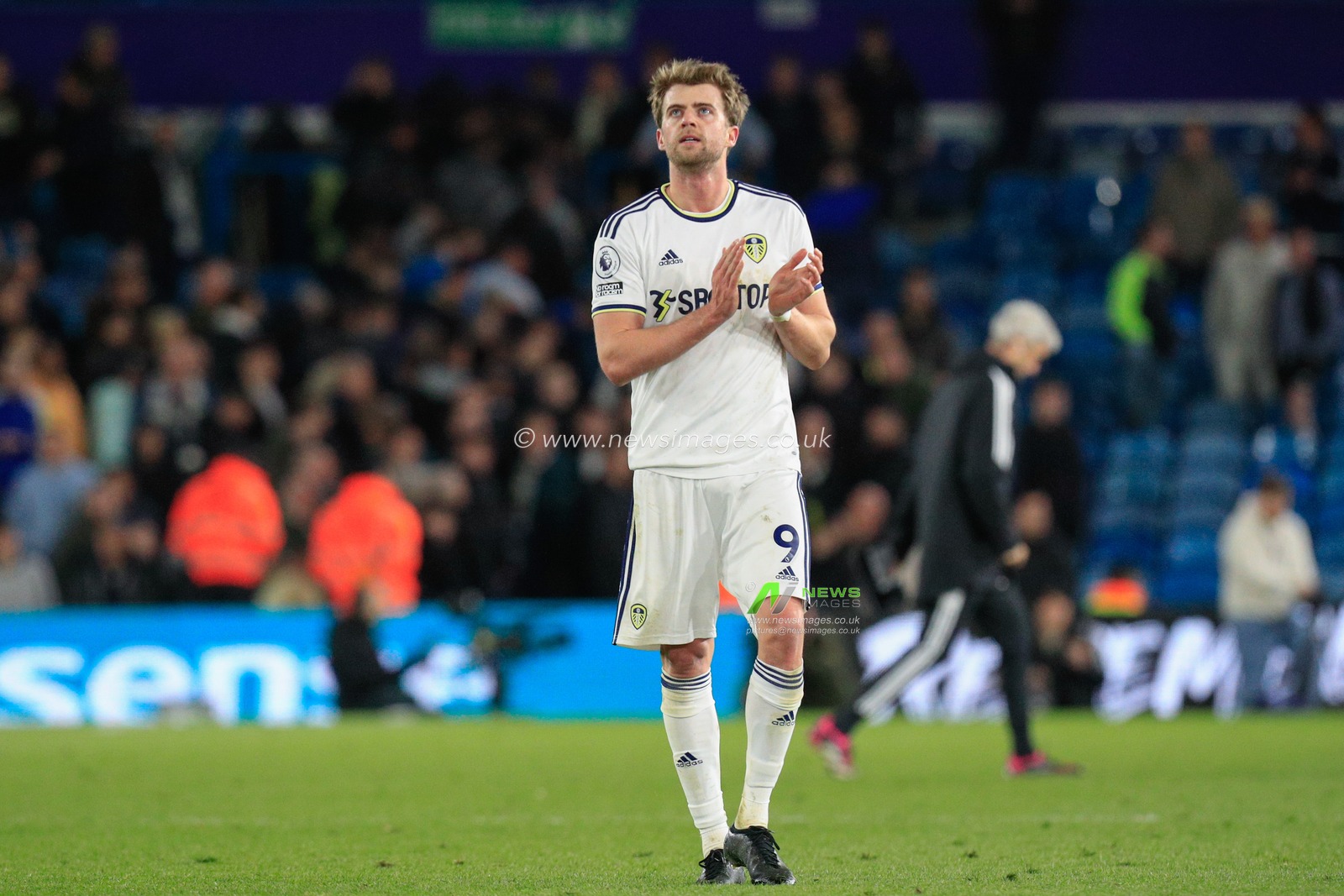 Patrick Bamford #9 of Leeds United applauds the home fans after the Premier League match Leeds United vs Leicester City at Elland Road, Leeds, United Kingdom, 25th April 2023

(Photo by James Heaton/News Images)