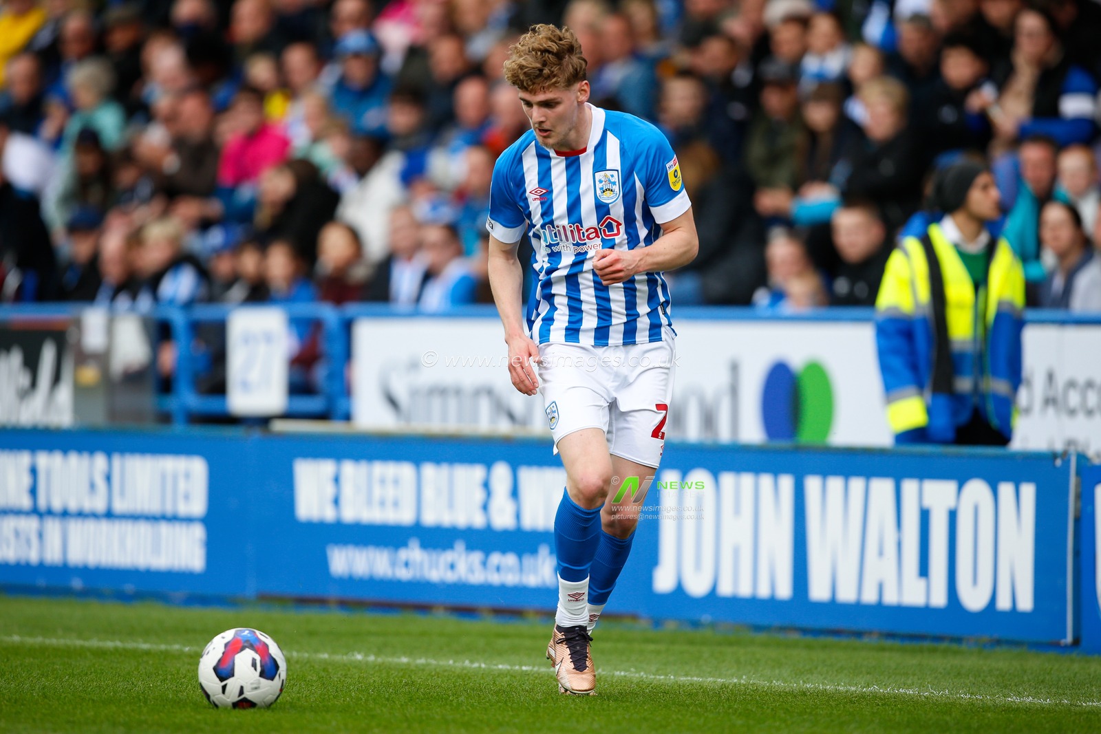 Jack Rudoni #22 of Huddersfield Town during the Sky Bet Championship match Huddersfield Town vs Reading at John Smith's Stadium, Huddersfield, United Kingdom, 8th May 2023

(Photo by Ben Early/News Images)