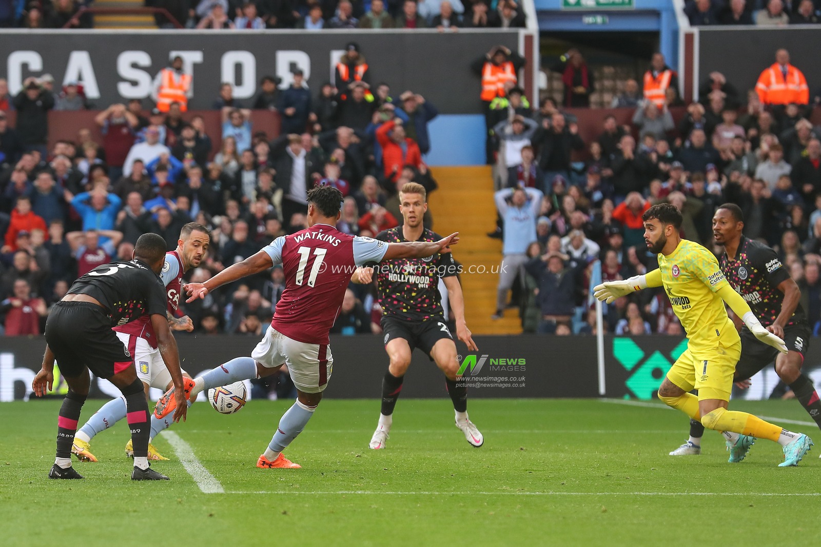 Ollie Watkins #11 of Aston Villa  scores a goal to make it 4-0 during the Premier League match Aston Villa vs Brentford at Villa Park, Birmingham, United Kingdom, 23rd October 2022

(Photo by Gareth Evans/News Images)