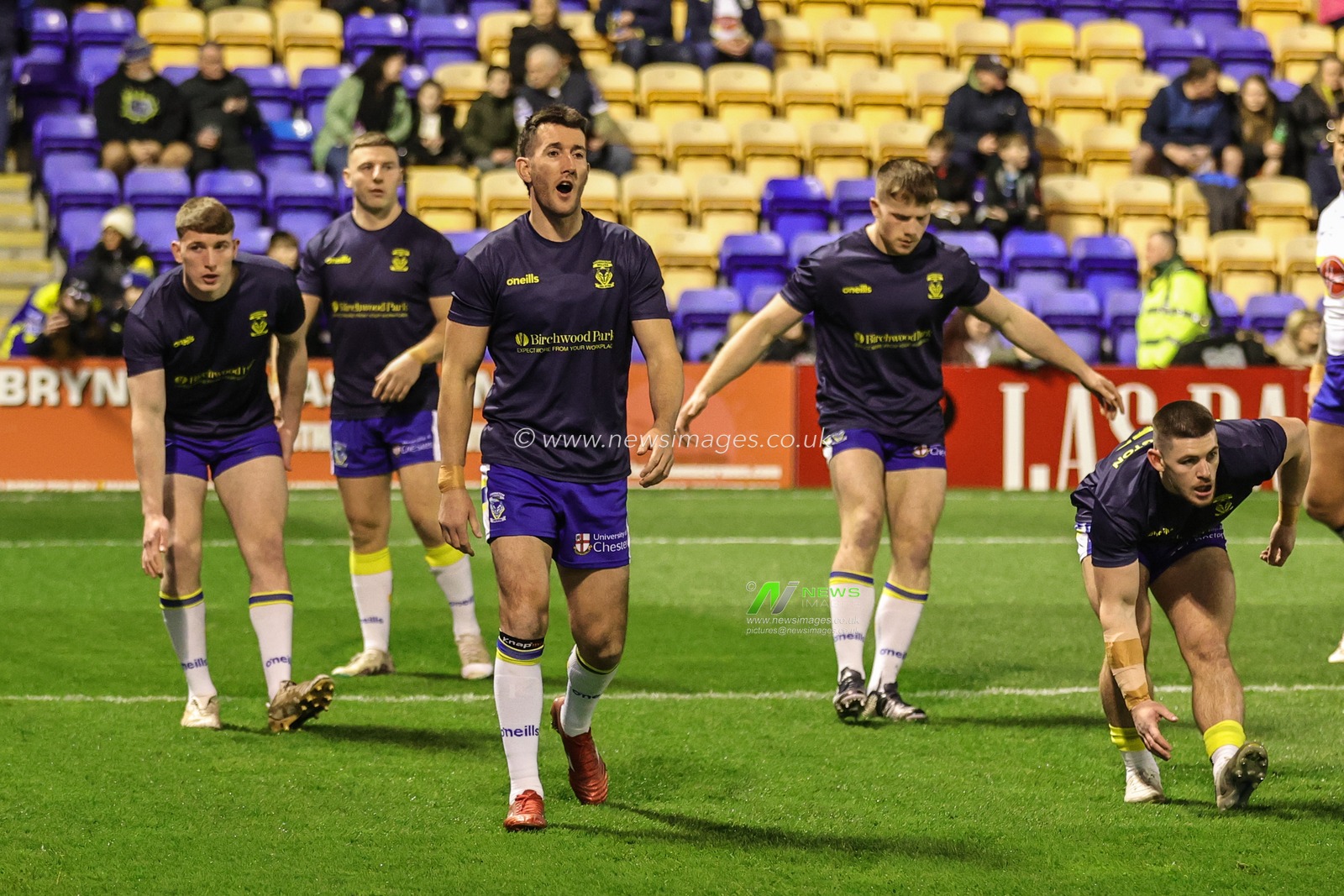 Stefan Ratchford #4 of Warrington Wolves in the pre-game warm up session during the Betfred Super League Round 5 match Warrington Wolves vs Leigh Leopards at Halliwell Jones Stadium, Warrington, United Kingdom, 17th March 2023

(Photo by Mark Cosgrove/News Images)