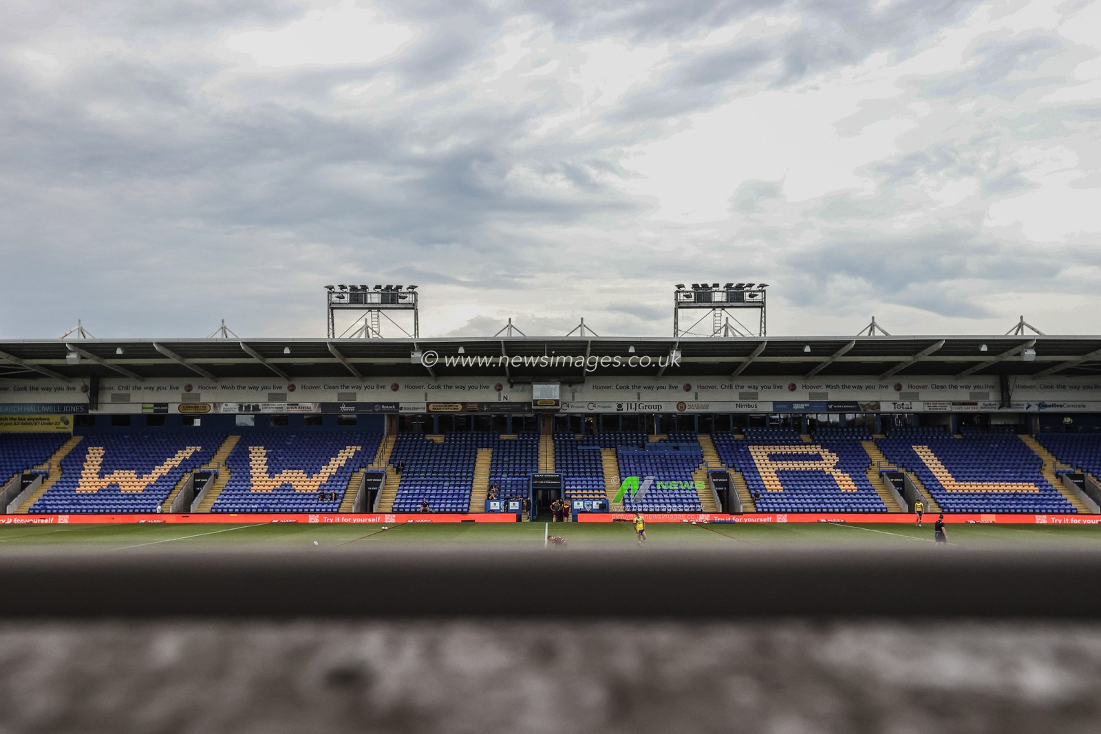 A general view of Halliwell Jones Stadium during the Betfred Super League round 15 match Warrington Wolves vs Huddersfield Giants at Halliwell Jones Stadium, Warrington, United Kingdom, 21st June 2025

(Photo by Alfie Cosgrove/News Images)