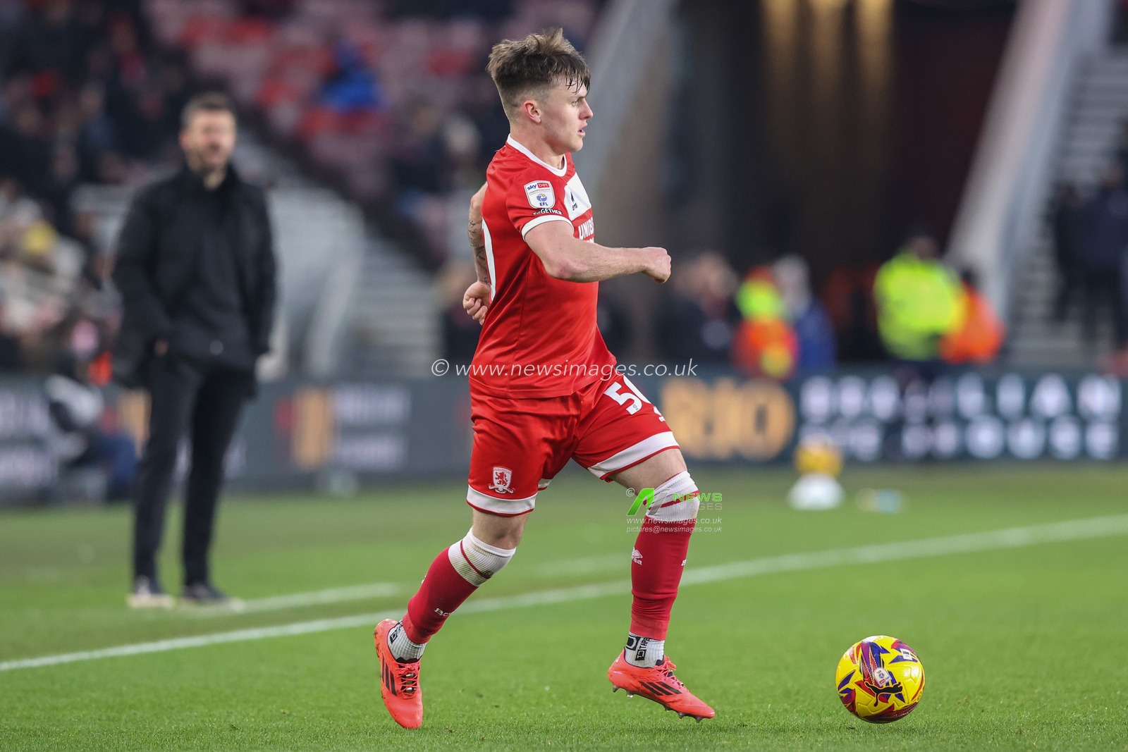 Ben Doak of Middlesbrough breaks with the ball during the Sky Bet Championship match Middlesbrough vs Cardiff City at Riverside Stadium, Middlesbrough, United Kingdom, 4th January 2025

(Photo by Alfie Cosgrove/News Images)