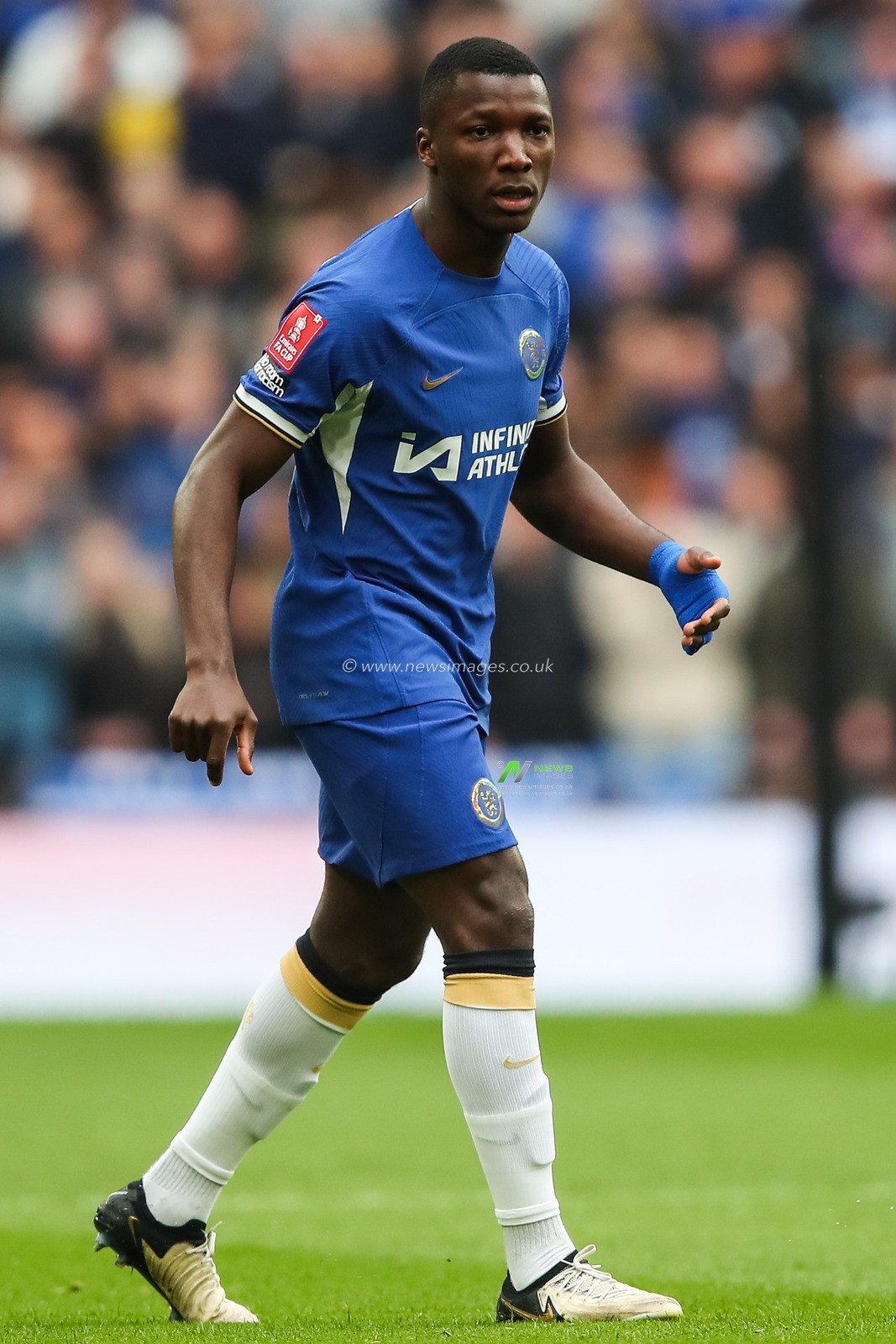 MoisÃ©s Caicedo of Chelsea during the Emirates FA Cup Semi-Final match Manchester City vs Chelsea at Wembley Stadium, London, United Kingdom, 20th April 2024

(Photo by Gareth Evans/News Images)