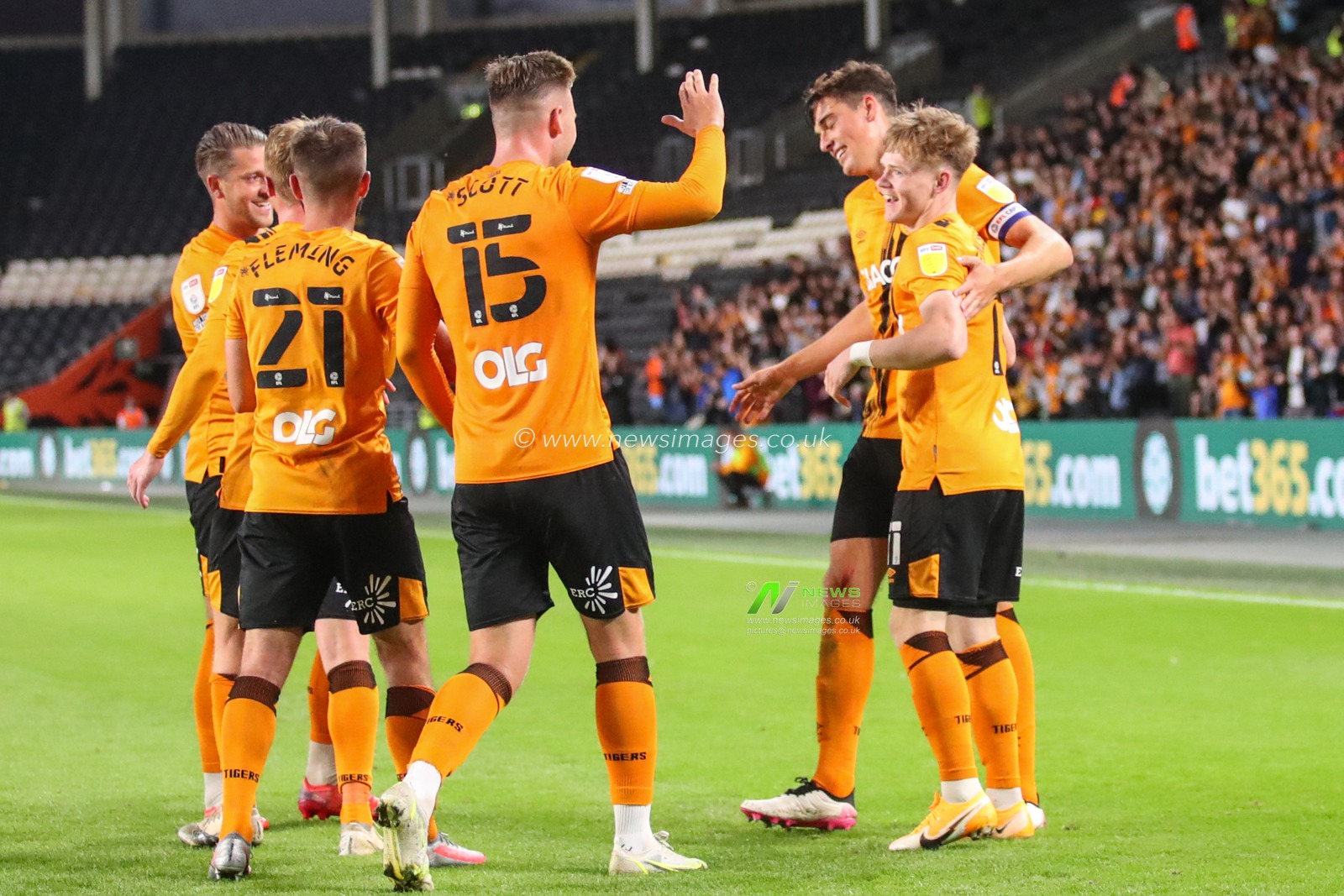 Keane Lewis-Potter #11 of Hull City celebrates his goal to make it 1-1