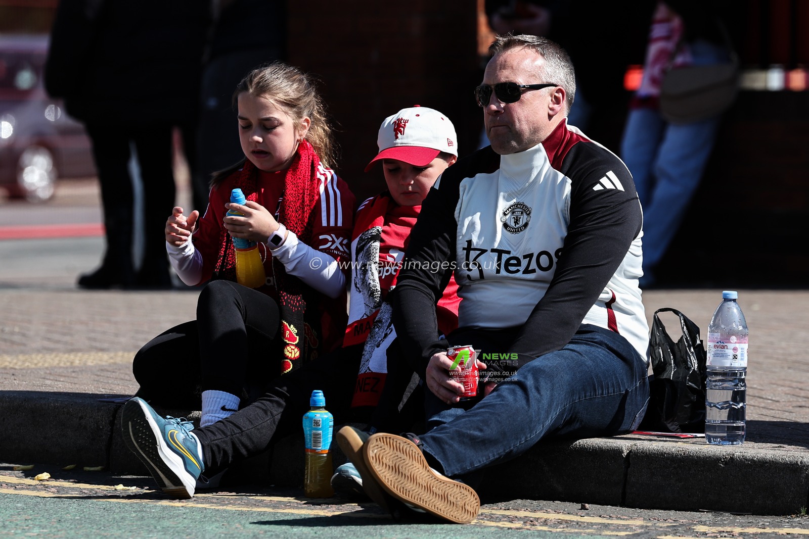 Manchester United fans during the Premier League match Manchester United vs Wolverhampton Wanderers at Old Trafford, Manchester, United Kingdom, 20th April 2025

(Photo by Mark Cosgrove/News Images)