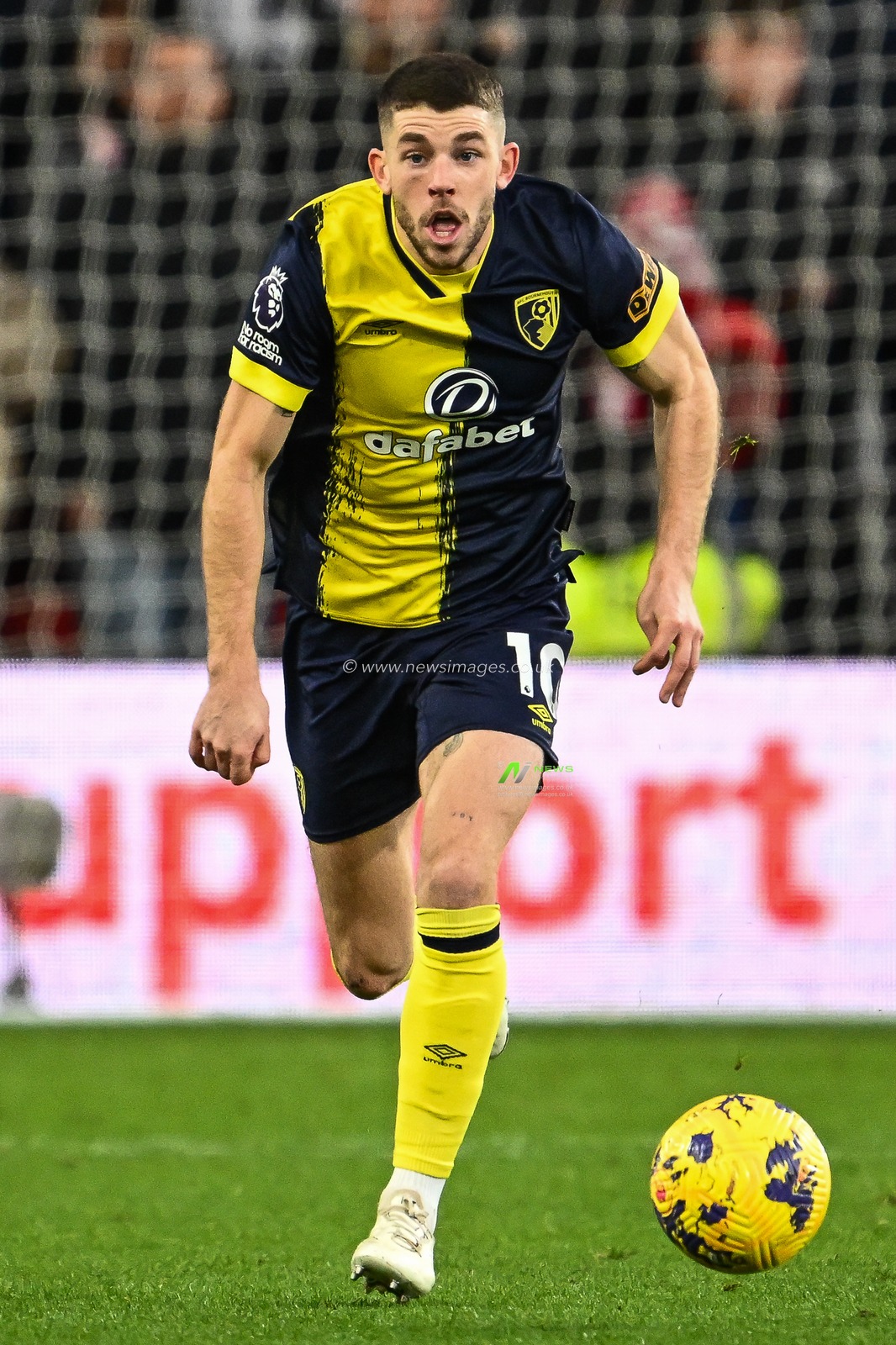 Ryan Christie of Bournemouth makes a break with the ball during the Premier League match Nottingham Forest vs Bournemouth at City Ground, Nottingham, United Kingdom, 23rd December 2023

(Photo by Craig Thomas/News Images)
