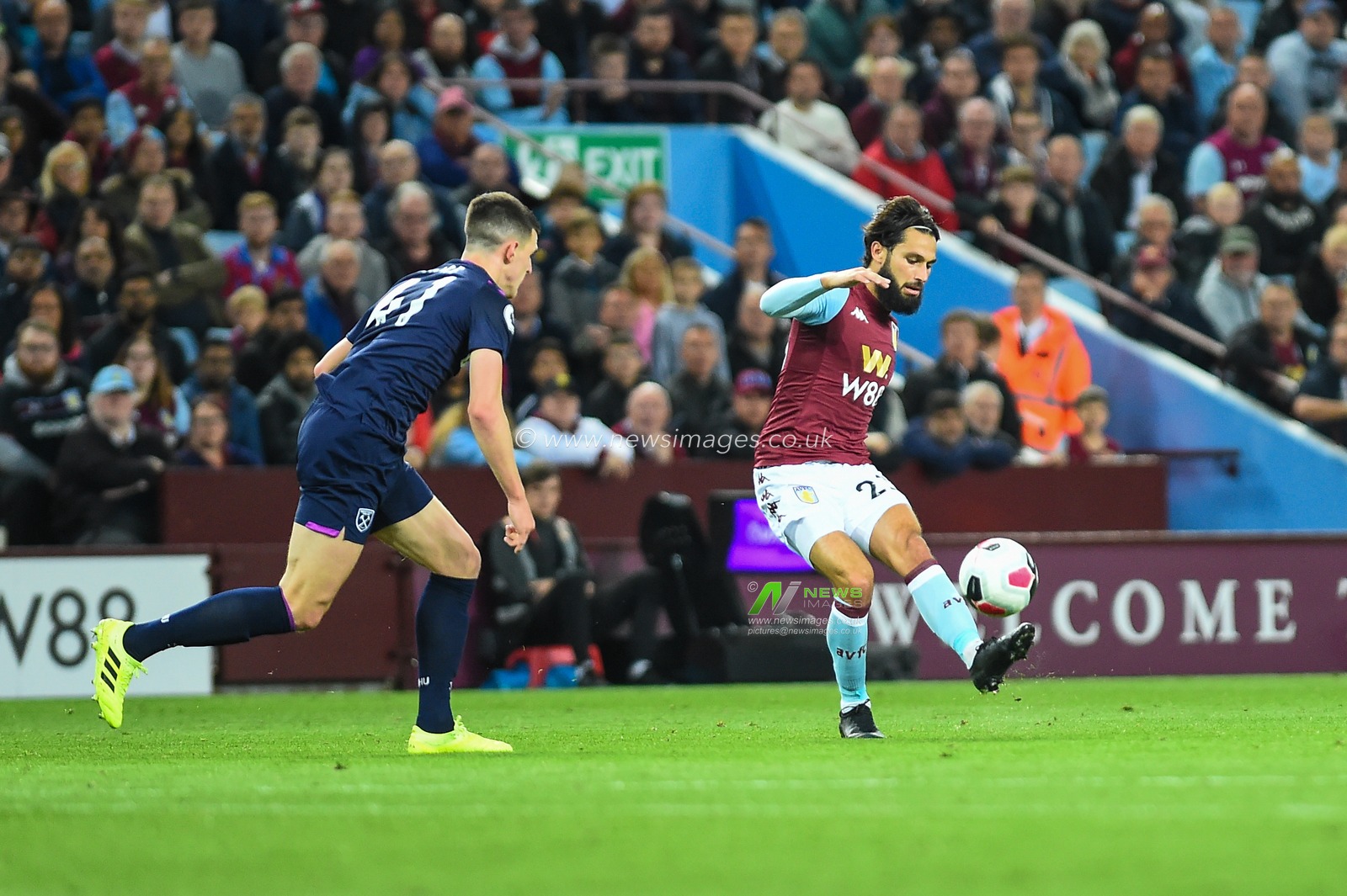 16th September 2019, Villa Park, Birmingham, England ; Premier League Football, Aston Villa vs West Ham ; Jota (23) of Aston Villa passes the ball

Credit: Gareth Dalley/News Images

English Football League images are subject to DataCo Licence