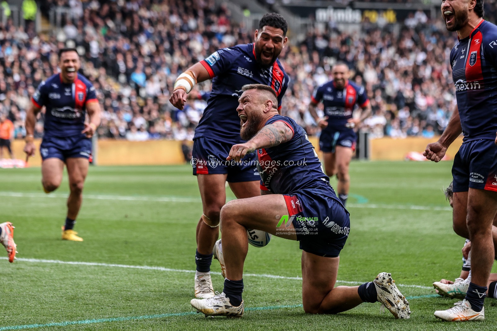Jared Waerea-Hargreaves of Hull KR celebrates his try during the Betfred Super League Round 8 match Hull FC vs Hull KR at MKM Stadium, Hull, United Kingdom, 18th April 2025

(Photo by Alfie Cosgrove/News Images)