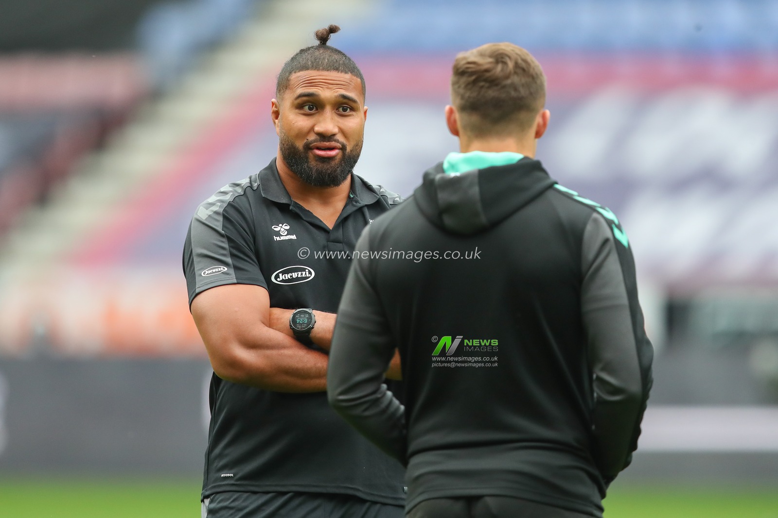Chris Satae #10 of Hull FC arrives ahead of the Betfred Super League Round 22  match Wigan Warriors vs Hull FC at DW Stadium, Wigan, United Kingdom, 18th August 2023

(Photo by Gareth Evans/News Images)