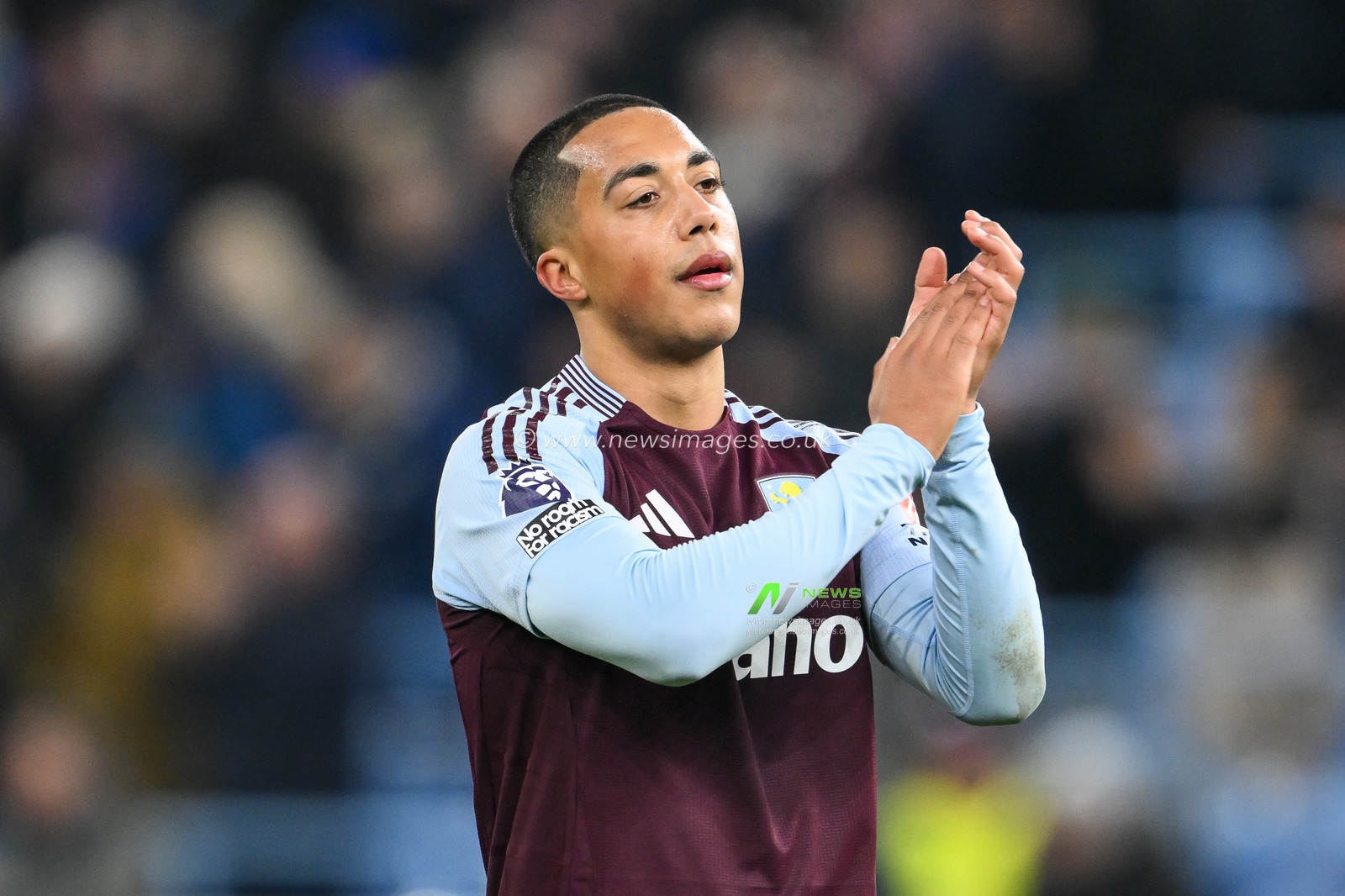 Youri Tielemans of Aston Villa applauds the fans at the end of the Premier League match Aston Villa vs Leicester City at Villa Park, Birmingham, United Kingdom, 4th January 2025

(Photo by Craig Thomas/News Images)