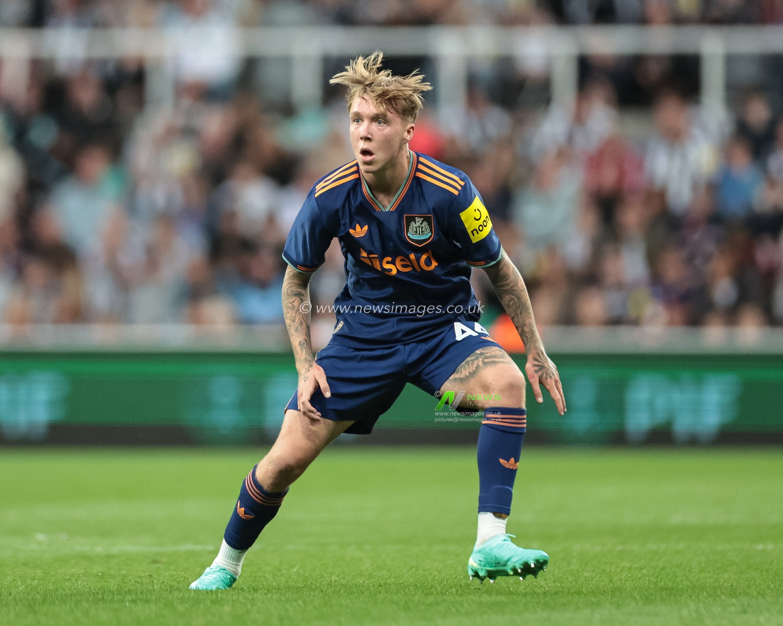 Alfie Harrison of Newcastle Untied during the Pre-season friendly Newcastle United vs Espanyol at St. James's Park, Newcastle, United Kingdom, 8th August 2025

(Photo by Mark Cosgrove/News Images)