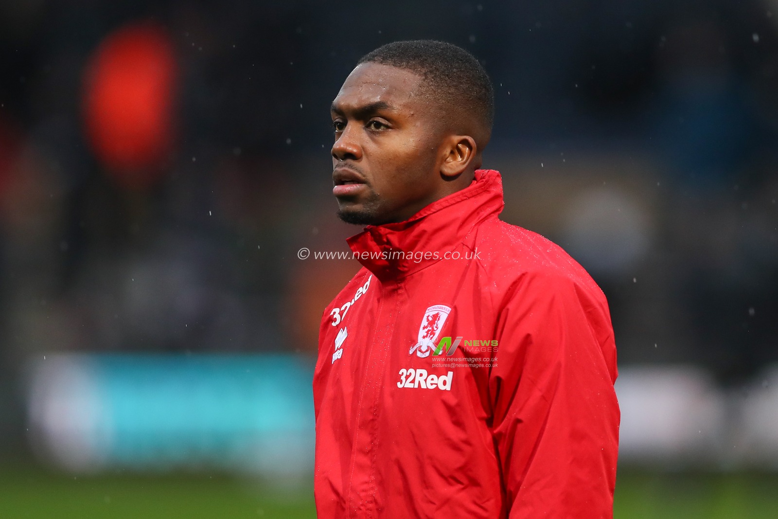 Anfernee Dijksteel #15 of Middlesbrough during the pre-game warm up ahead of the Sky Bet Championship match Luton Town vs Middlesbrough at Kenilworth Road, Luton, United Kingdom, 24th April 2023

(Photo by Gareth Evans/News Images)