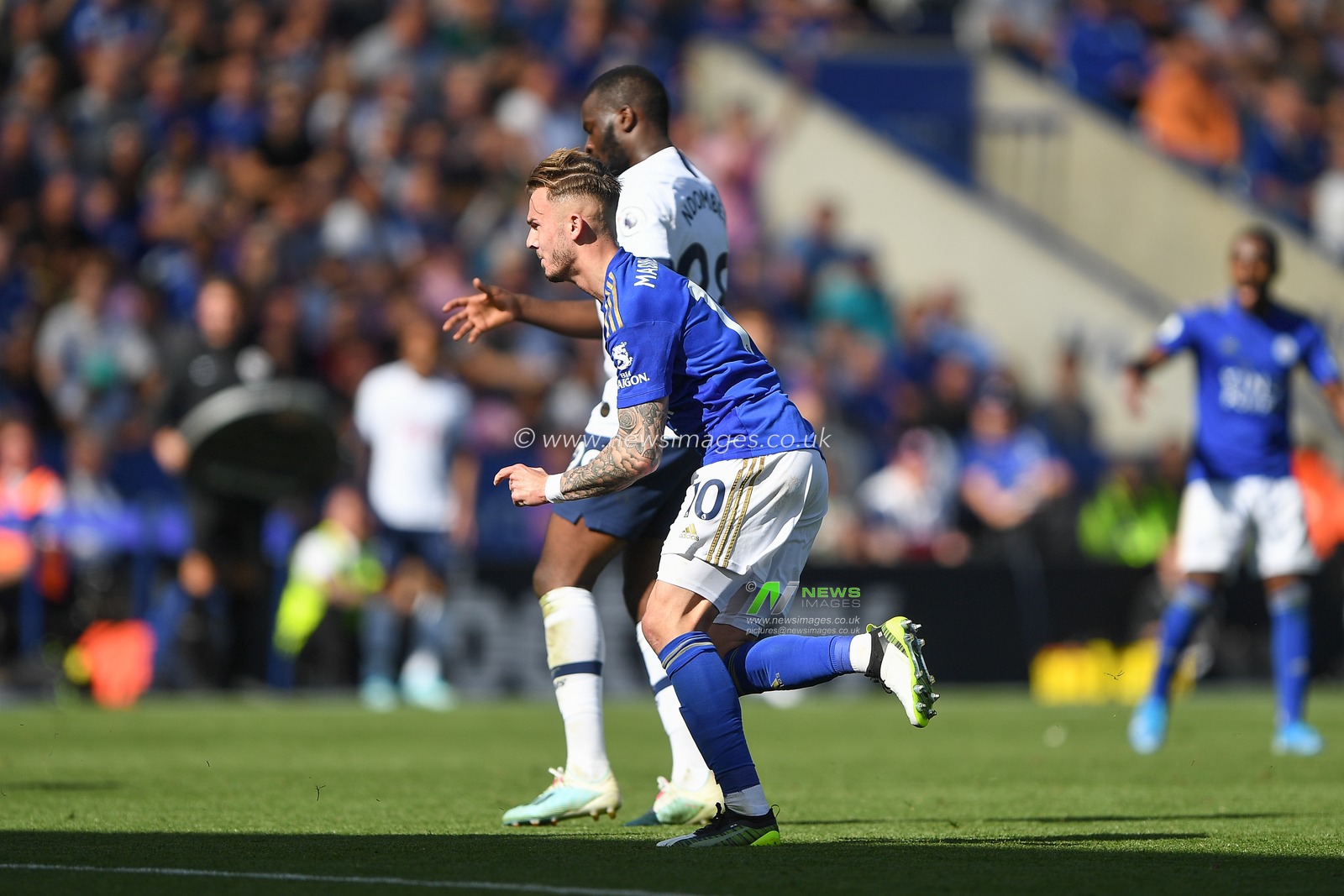 21st September 2019, King Power Stadium, Leicester, England ; Premier League Football, Leicester City vs Tottenham Hotspur : James Maddison (10) of Leicester City celebrates after scoring a goal to make it 2-1 


Credit: Jon Hobley/News Images

English Football League images are subject to DataCo Licence