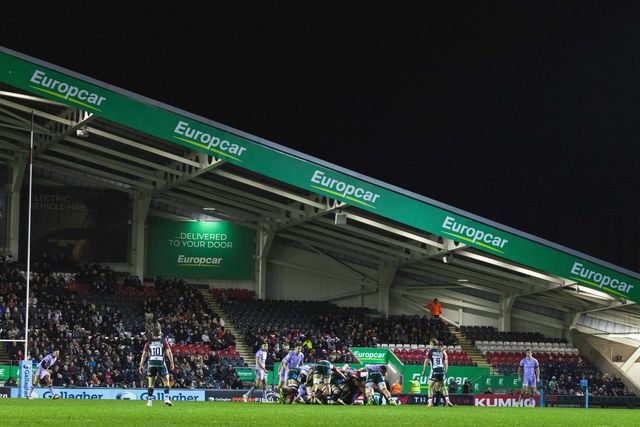 Both Teams scrum just into Gloucester’s half during the Gallagher Premiership match Leicester Tigers vs Gloucester Rugby at Mattioli Woods Welford Road Stadium, Leicester, United Kingdom, 19th December 2025

(Photo by Craig Evans/News Images)

*** GER AUT SUI OUT ***