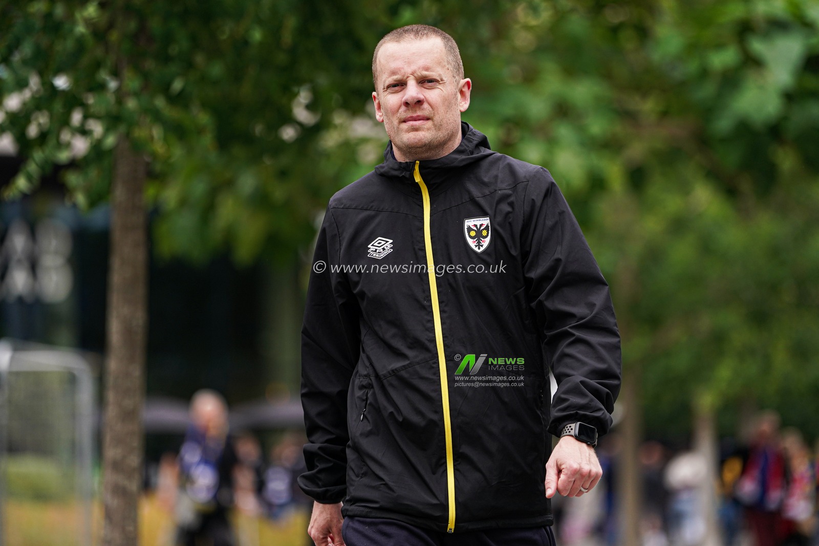 Wimbledon fan ahead of the Sky Bet League 2 Playoff Final match AFC Wimbledon vs Walsall at Wembley Stadium, London, United Kingdom, 26th May 2025

(Photo by Harvey Murphy/News Images)