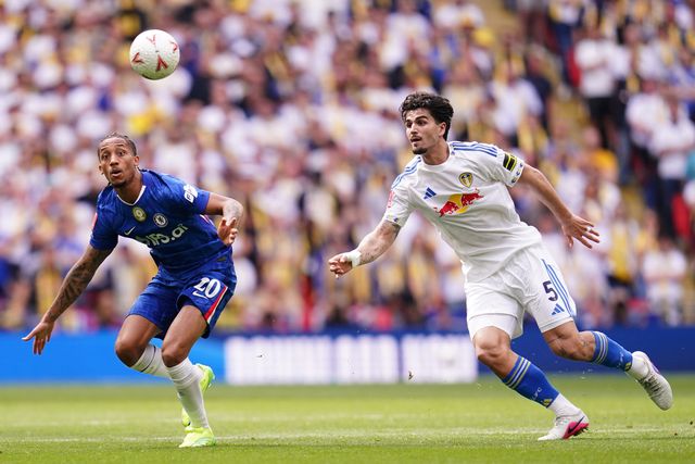 Joao Pedro of Chelsea and Pascal Struijk of Leeds United eyes on the ball during the Emirates FA Cup Semi-Final match Chelsea vs Leeds United at Wembley Stadium, London, United Kingdom on 26 April 2026

(Photo by Harvey Murphy/News Images)