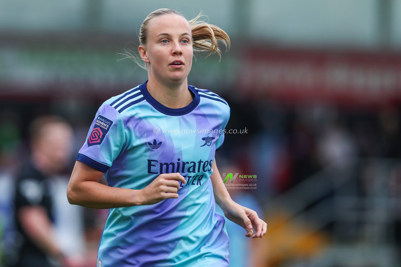 Beth Mead of Arsenal in action during the Barclays Women's Super League match West Ham United Women vs Arsenal Women at Chigwell Construction Stadium, Dagenham, United Kingdom, 20th October 2024

(Photo by Izzy Poles/News Images)