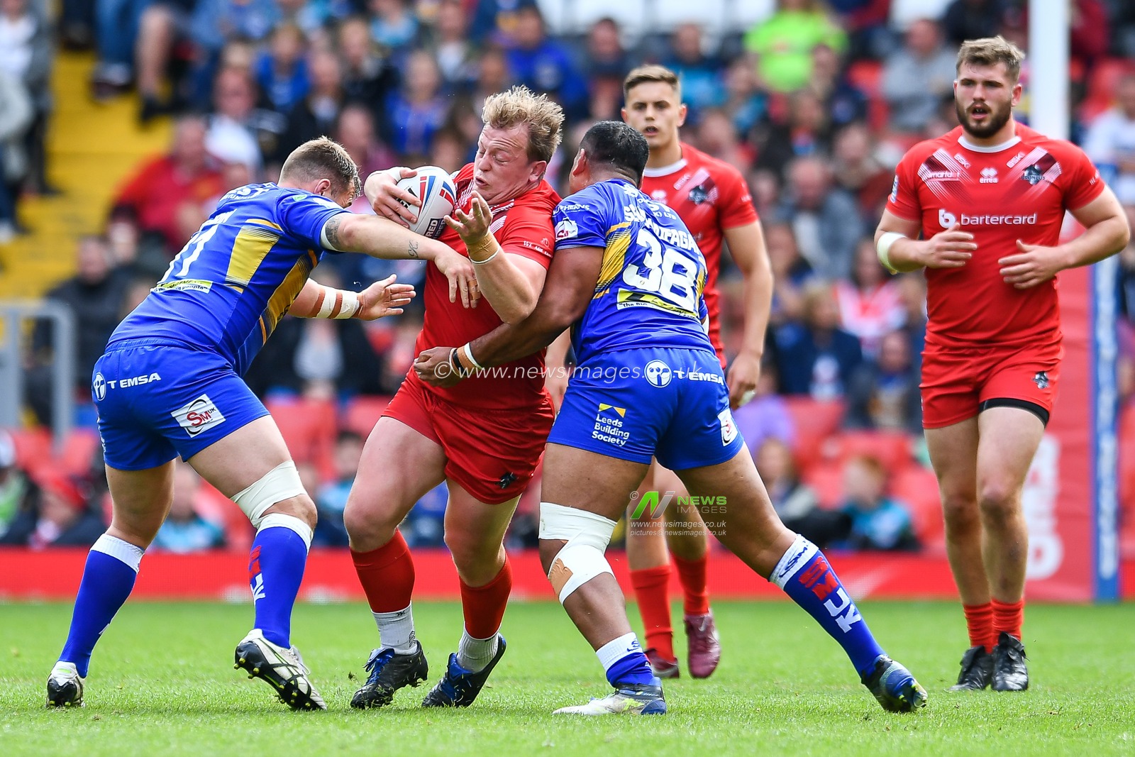 26th May 2019 , Anfield Stadium, Liverpool, England; Dacia Magic Weekend, Betfred Super League Round 16, Leeds Rhinos vs London Broncos ; Eddie Battye (8) of London Broncos in action 

Credit: Craig Thomas/News Images