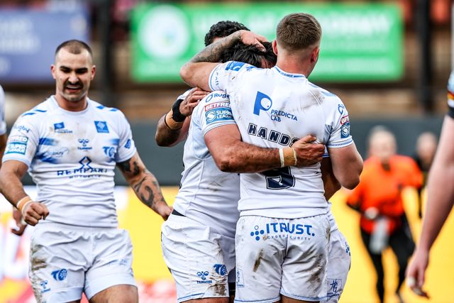Anthony Marion of Toulouse Olympique celebrates his try during the Betfred Super League match Bradford Bulls vs Toulouse at Odsal Stadium, Bradford, United Kingdom on 01 March 2026

(Photo by Alfie Cosgrove/News Images)