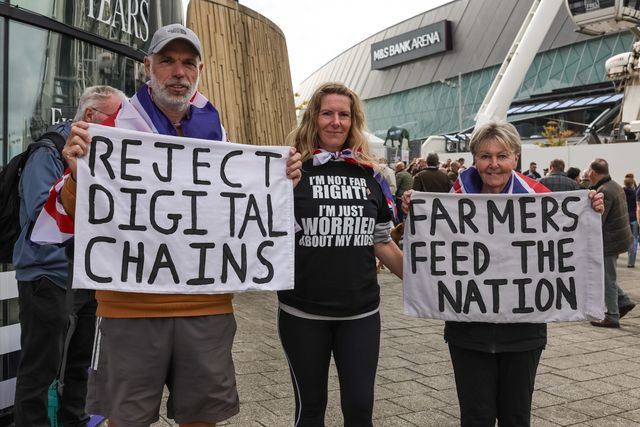 Farmers protest outside the ACC venue during the Labour Party Annual Conference 2025 at The ACC, Liverpool, United Kingdom, 28th September 2025

(Photo by Mark Cosgrove/News Images)