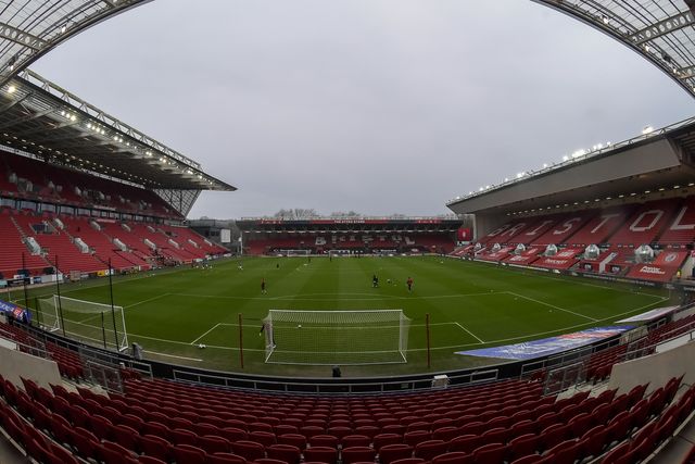 Sky Bet Championship Barnsley v Bristol City