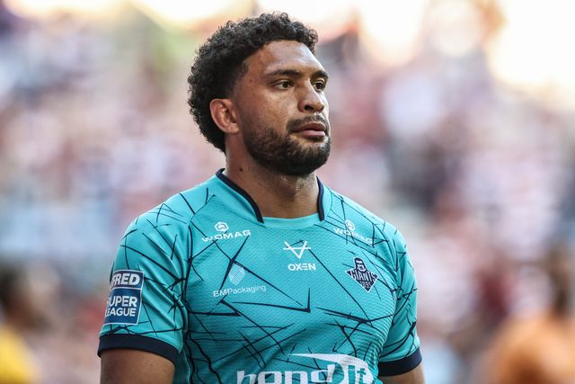 Taane Milne of Huddersfield Giants during pre-game warm up during the Betfred Super League round 18 match Wigan Warriors vs Huddersfield Giants at The Brick Community Stadium, Wigan, United Kingdom, 11th July 2025

(Photo by Alfie Cosgrove/News Images)