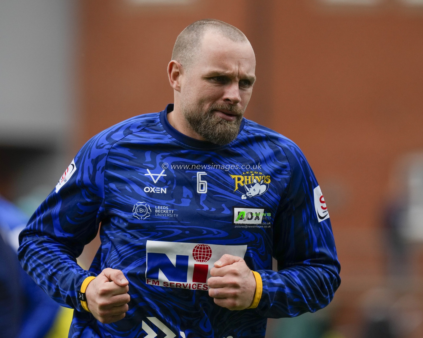 Blake Austin #6 of Leeds Rhinos warms up before the Betfred Super League Round 6 match Leeds Rhinos vs Catalans Dragons at Headingley Stadium, Leeds, United Kingdom, 25th March 2023

(Photo by Steve Flynn/News Images)