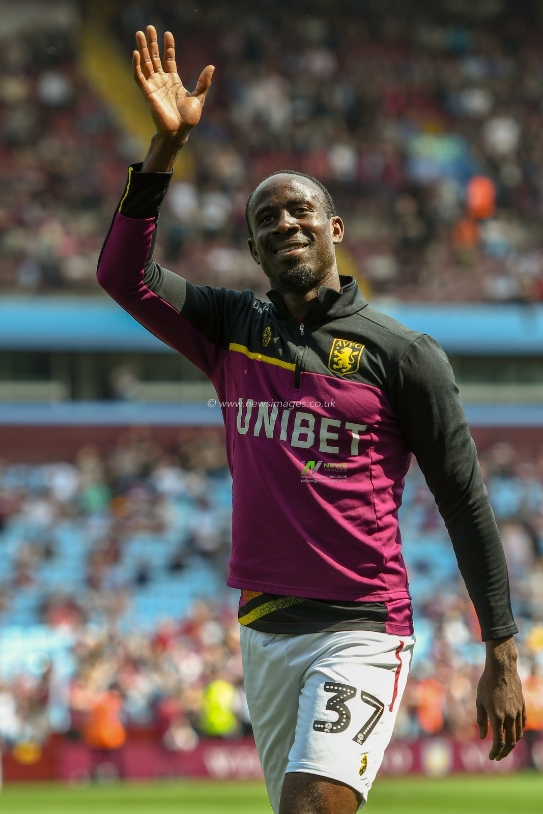 22nd April 2019 , Villa Park, Birmingham, England ; Sky Bet Championship, Aston Villa vs Millwall : Albert Adomah (37) of Aston Villa

Credit: Gareth Dalley/News Images

English Football League images are subject to DataCo Licence