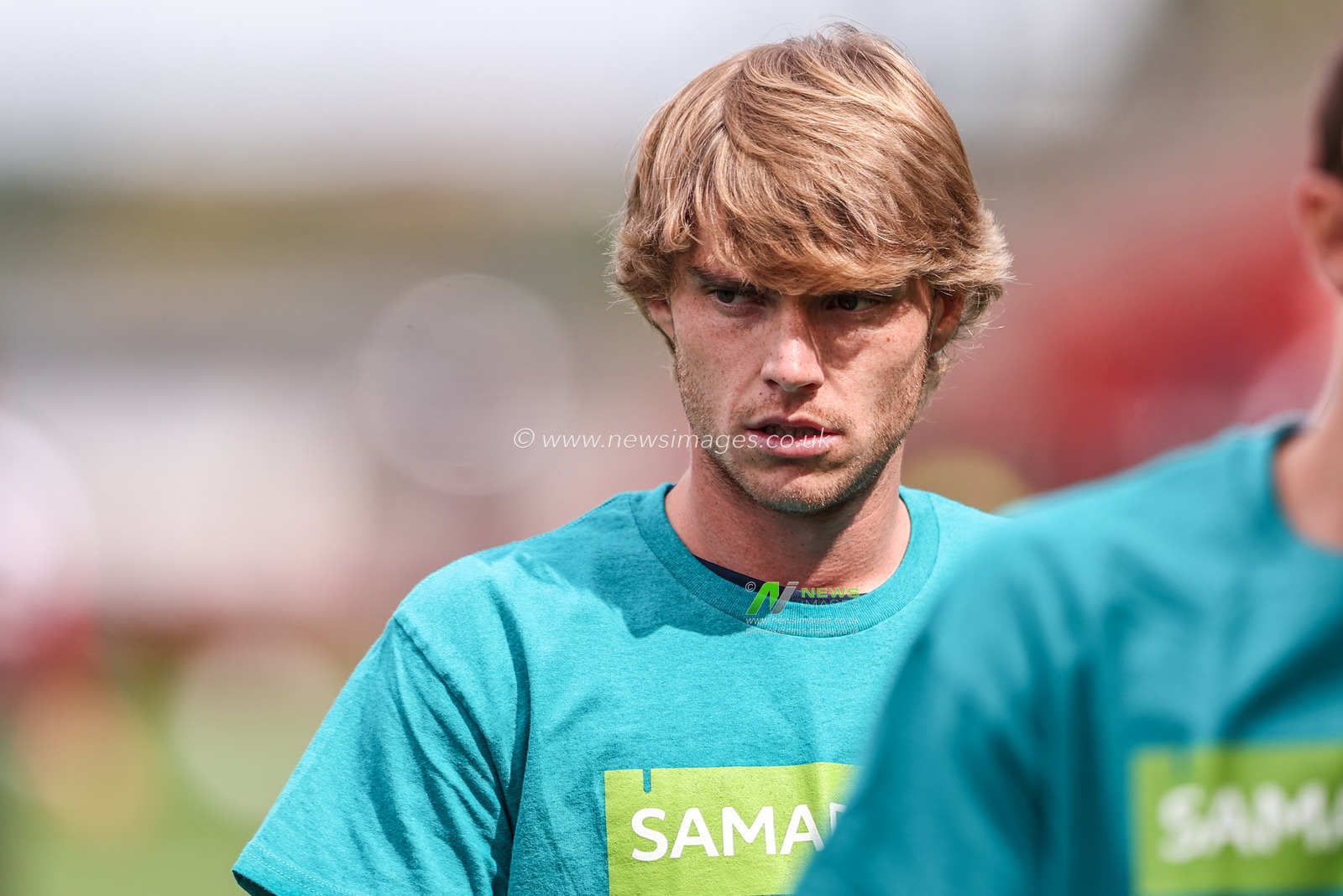 Luca Connell of Barnsley in the pregame warmup session during the Sky Bet League One match Barnsley vs Bromley at Oakwell, Barnsley, United Kingdom on 15 August 2026

(Photo by Alfie Cosgrove/News Images)