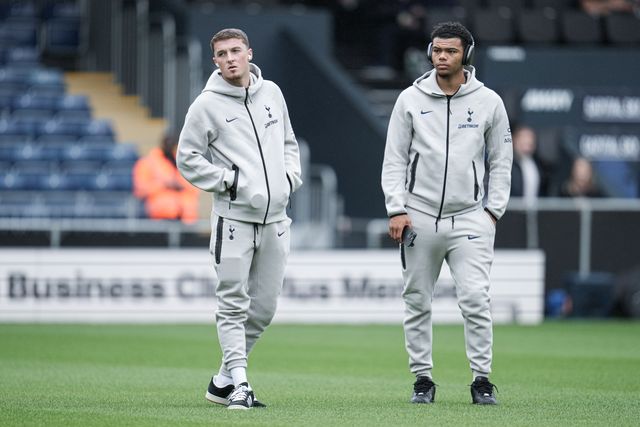 Tottenham Hotspur ahead of the Pre-season friendly match Luton Town vs Tottenham Hotspur at Kenilworth Road, Luton, United Kingdom, 26th July 2025

(Photo by Harvey Murphy/News Images)