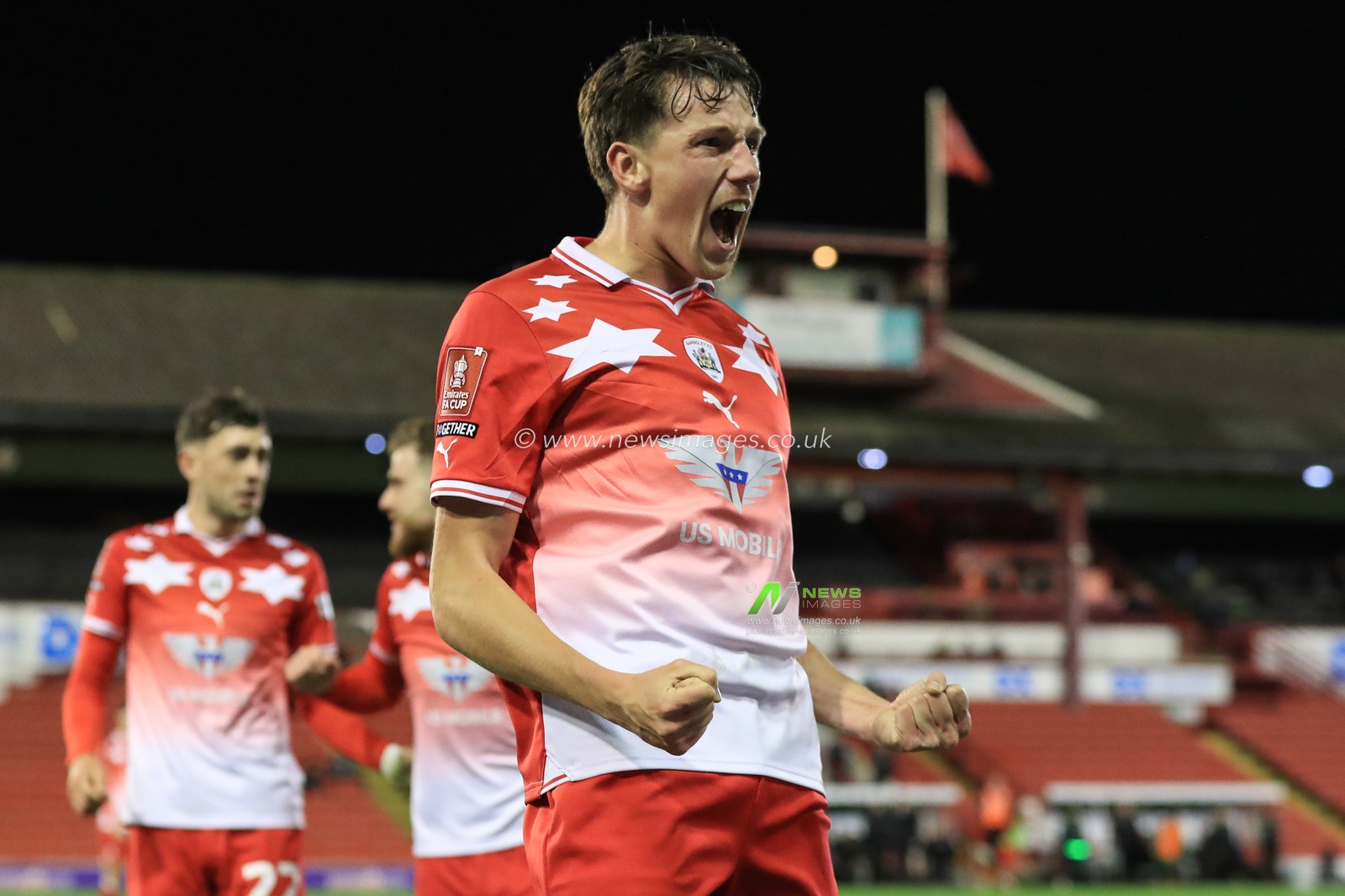 MaÃ«l de Gevigney #6 of Barnsley celebrates his goal to make it 3-2 during the Emirates FA Cup 1st Round match Barnsley vs Horsham FC at Oakwell, Barnsley, United Kingdom, 3rd November 2023

(Photo by Alfie Cosgrove/News Images)
