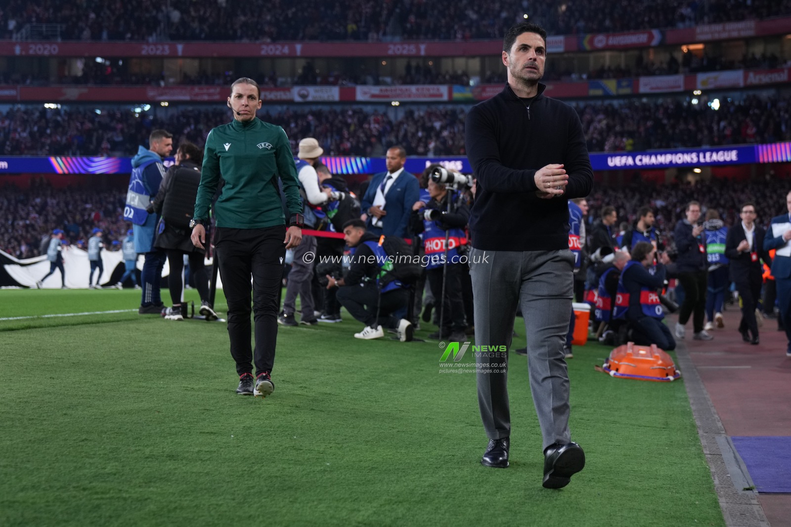 Mikel Arteta manager of Arsenal before kick off during the UEFA Champions League Quarter Finals match Arsenal vs Sporting CP at Arsenal stadium, London, United Kingdom on 15 April 2026

(Photo by Harvey Murphy/News Images)