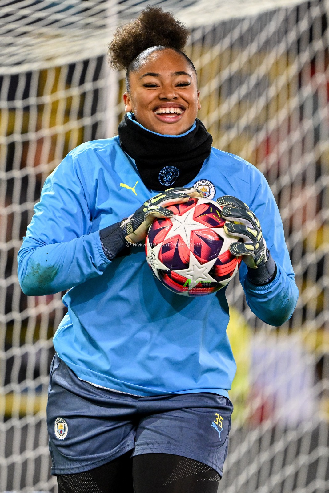 Khiara Keating of Manchester City Women warms up prior to the UEFA Women's Champions League match  - Group D - Manchester City vs Barcelona at Manchester City Academy Stadium, Manchester, United Kingdom, 9th October 2024

(Photo by Cody Froggatt/News Images)