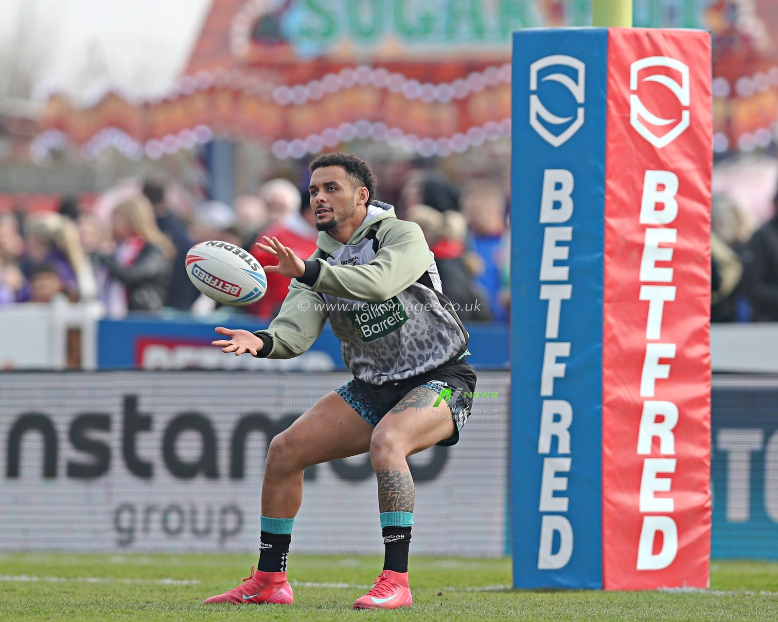 Umyla Hanley of Leigh Leopards before the Betfred Super League Round 5 match Hull KR vs Leigh Leopards at Sewell Group Craven Park, Kingston upon Hull, United Kingdom, 22nd March 2025

(Photo by Sam Eaden/News Images)