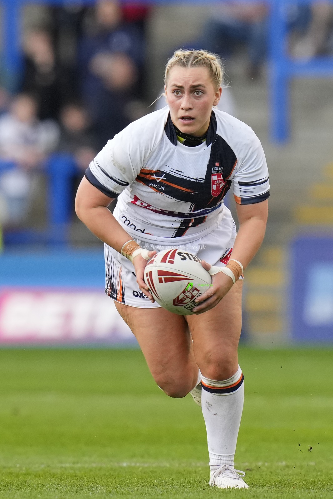 Sinead Peach #14 of England during the Mid Season International match England Women vs France Women at Halliwell Jones Stadium, Warrington, United Kingdom, 29th April 2023

(Photo by Steve Flynn/News Images)