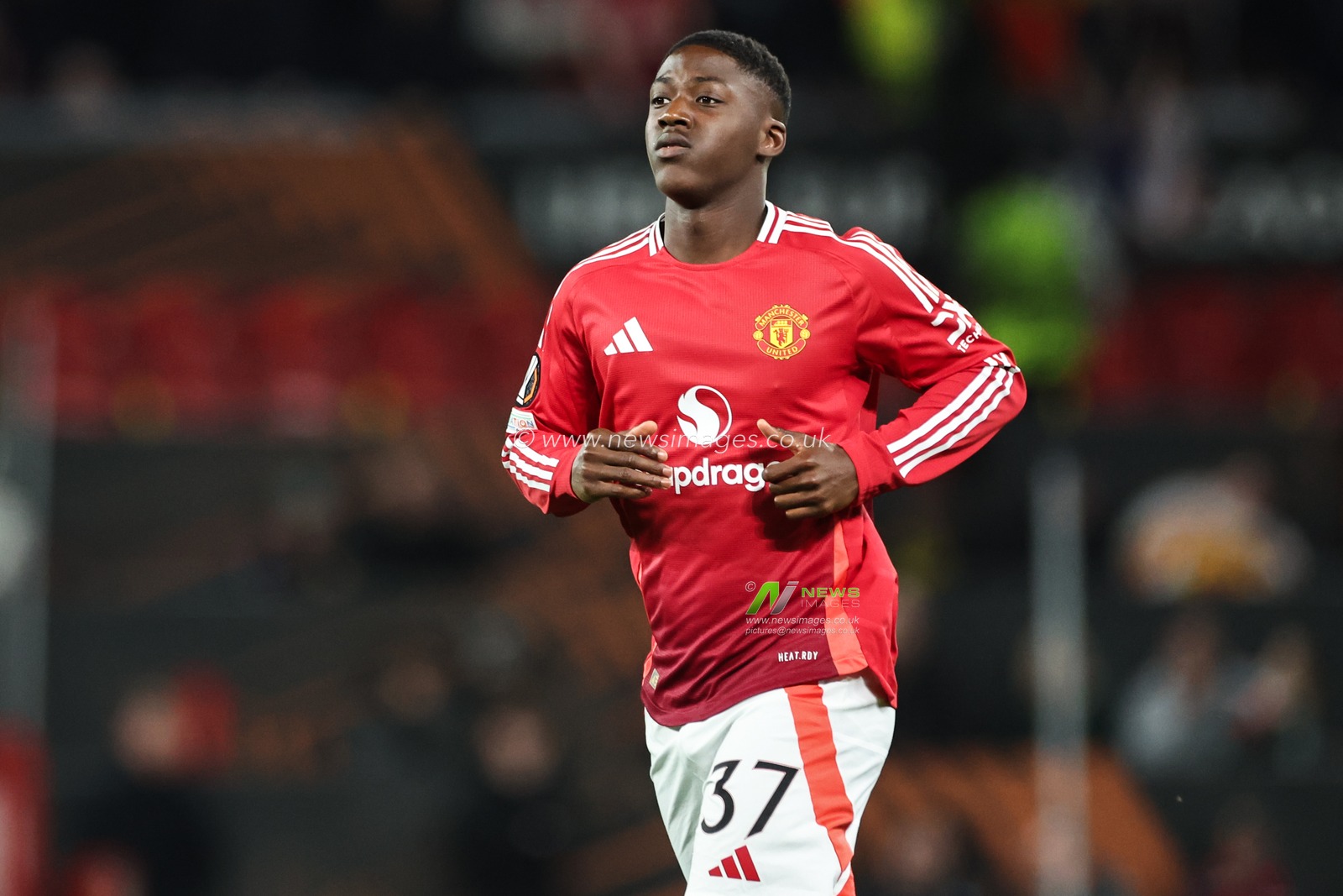 Kobbie Mainoo of Manchester United during the UEFA Europa League Quarter-finals match Manchester United vs Lyon at Old Trafford, Manchester, United Kingdom, 17th April 2025

(Photo by Mark Cosgrove/News Images)