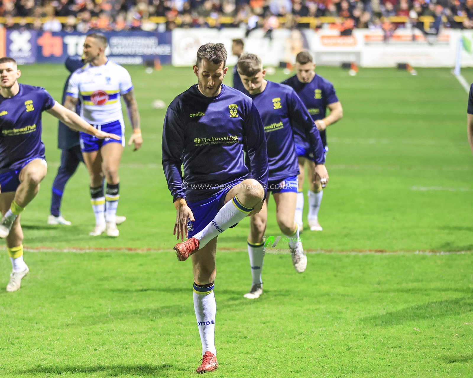 Stefan Ratchford #4 of Warrington Wolves in the pre-game warm up session during the Betfred Super League Round 6 match Castleford Tigers vs Warrington Wolves at The Mend-A-Hose Jungle, Castleford, United Kingdom, 24th March 2023

(Photo by Mark Cosgrove/News Images)