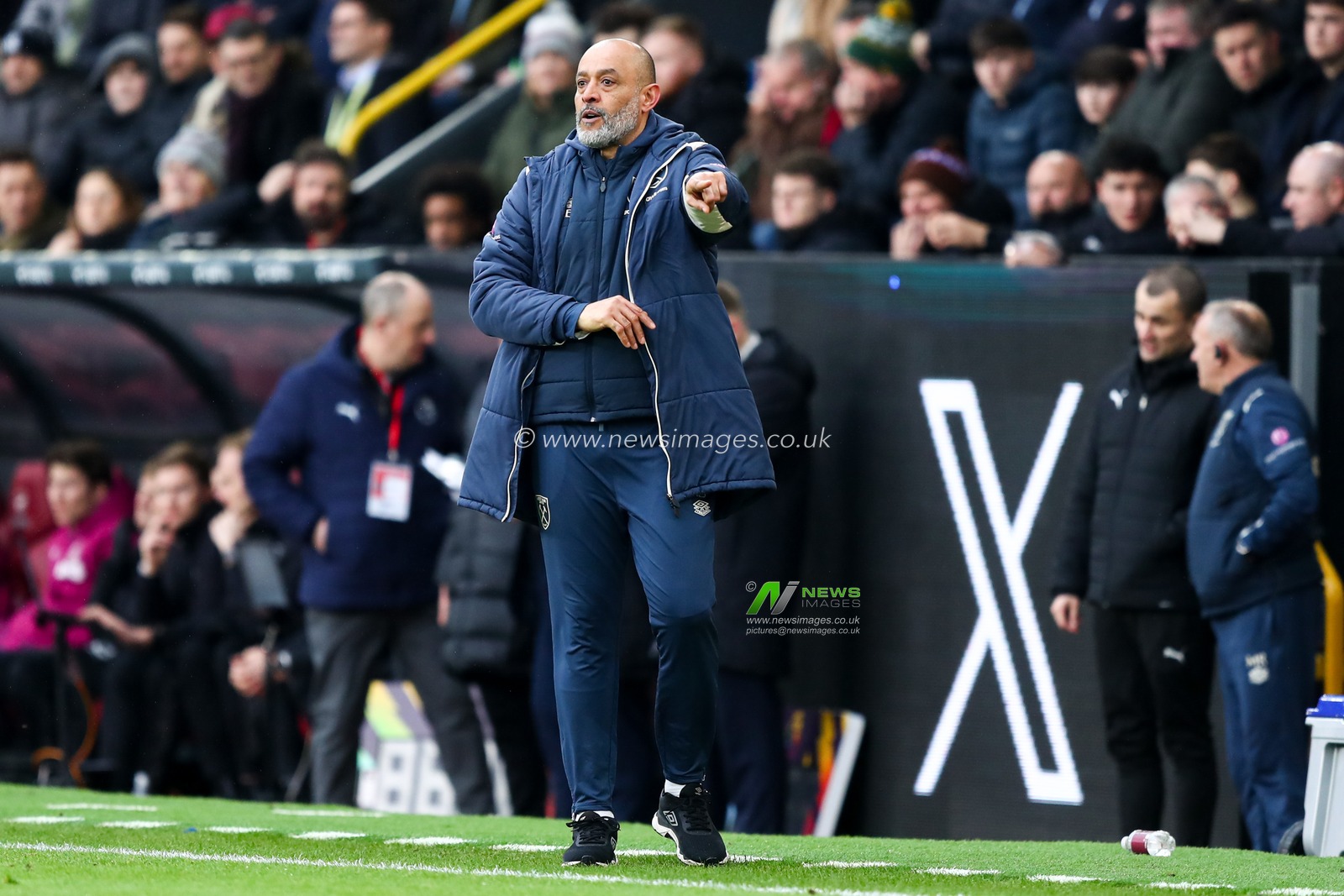 Nuno Espirito Santo manager of West Ham United during the Premier League match Burnley vs West Ham United at Turf Moor, Burnley, United Kingdom on 07 February 2026

(Photo by Jorge Horsted/News Images)