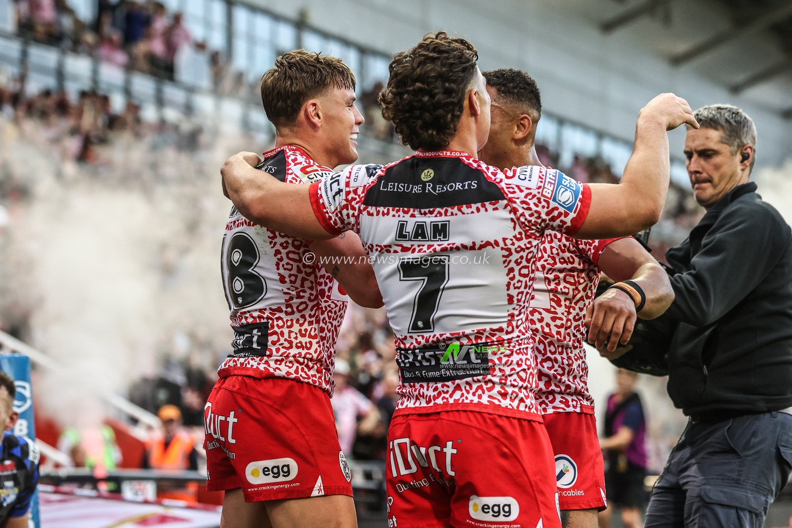 Keanan Brand of Leigh Leopards celebrates his try during the Betfred Super League round 21 match Leigh Leopards vs Leeds Rhinos at Leigh Sports Village, Leigh, United Kingdom, 7th August 2025

(Photo by Alfie Cosgrove/News Images)