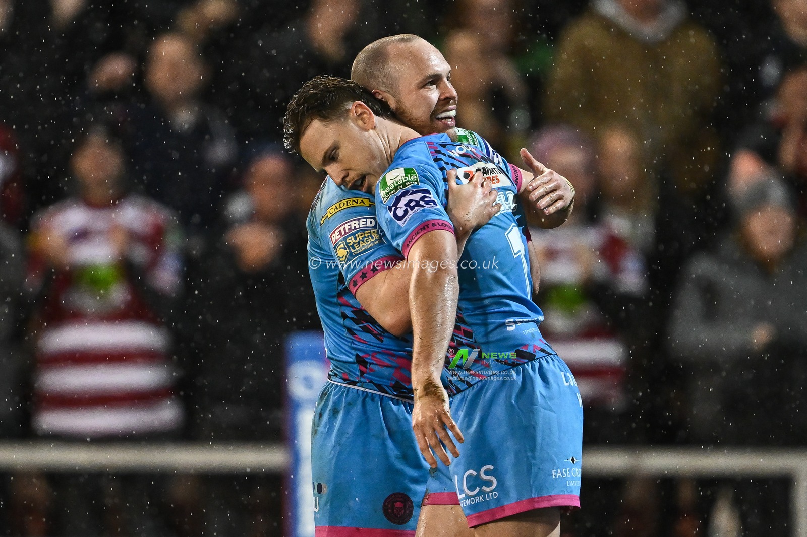 Jai Field of Wigan Warriors celebrates his try during the Betfred Super League Round 7 match Leigh Leopards vs Wigan Warriors at Leigh Sports Village, Leigh, United Kingdom, 4th April 2024

(Photo by Craig Thomas/News Images)
