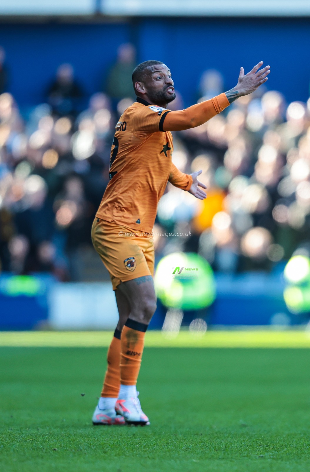 JoÃ£o Pedro of Hull City reacts during the Sky Bet Championship match Sheffield Wednesday vs Hull City at Hillsborough, Sheffield, United Kingdom, 5th April 2025

(Photo by Richard Bierton/News Images)