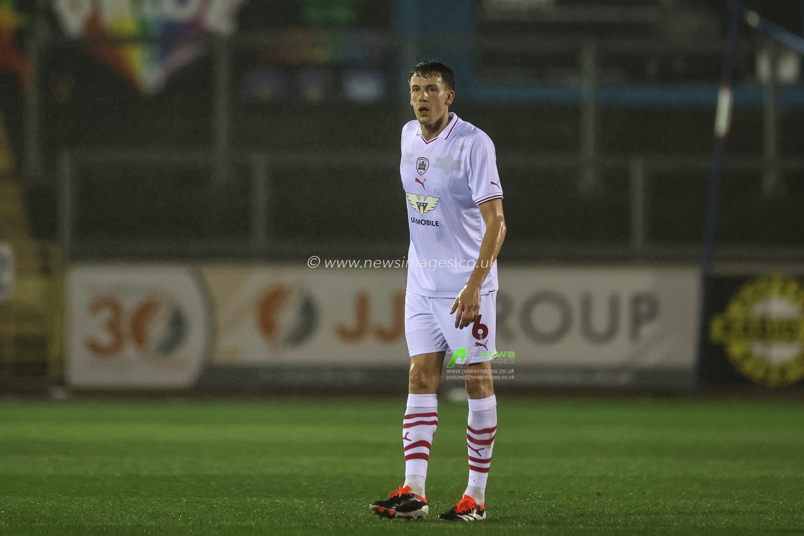 MaÃ«l de Gevigney of Barnsley during the Sky Bet League 1 match Carlisle United vs Barnsley at Brunton Park, Carlisle, United Kingdom, 12th March 2024

(Photo by Mark Cosgrove/News Images)