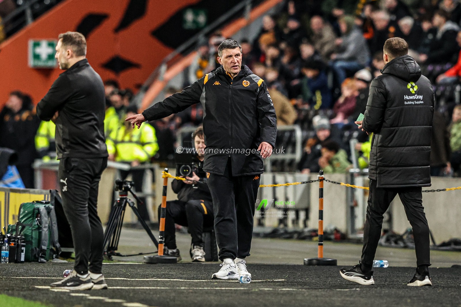 Sergej Jakirovi manager of Hull City appeals to the fourth official during the Sky Bet Championship match Hull City vs Derby County at MKM Stadium, Hull, United Kingdom on 24 February 2026

(Photo by Alfie Cosgrove/News Images)